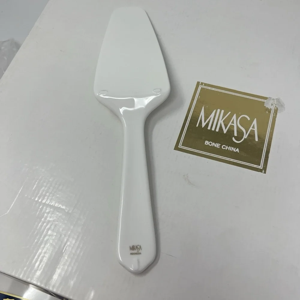Mikasa‎ Christmas  Cake Plate and Server Holiday Angel Heavenly Joy Open Box
